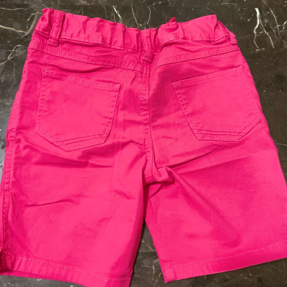 Girl short